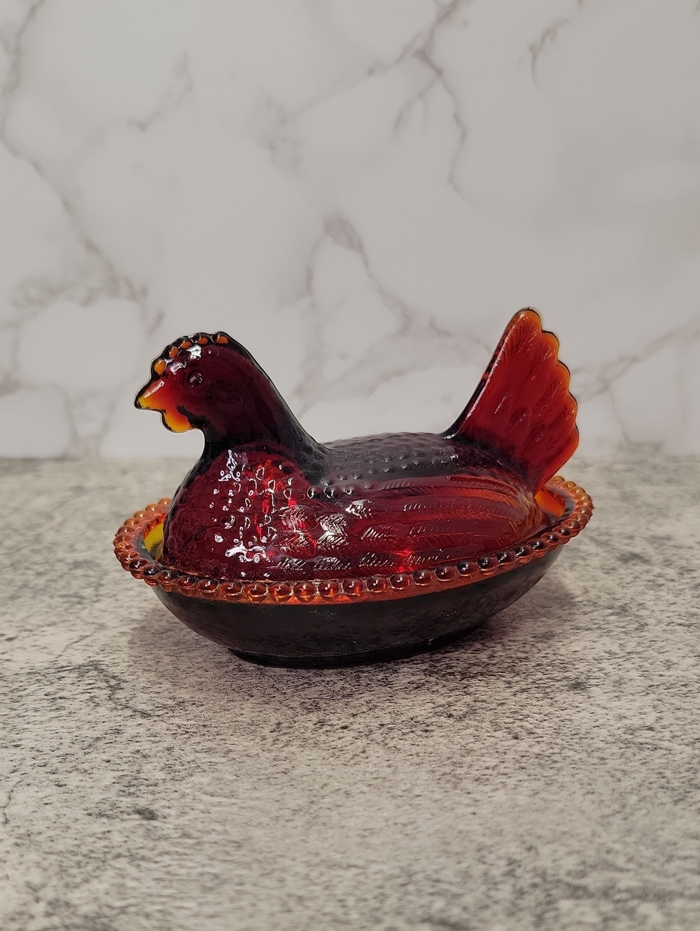 Red Hand-Sculpted Mold Glass Hen On Nest Covered Dish  UV REACTIVE
